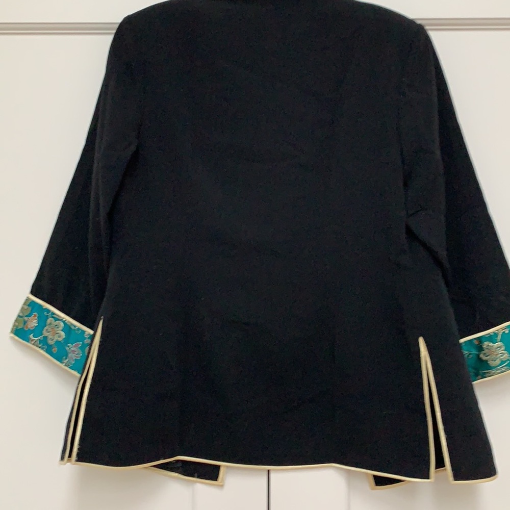 Jacket - Picture 5 of 10